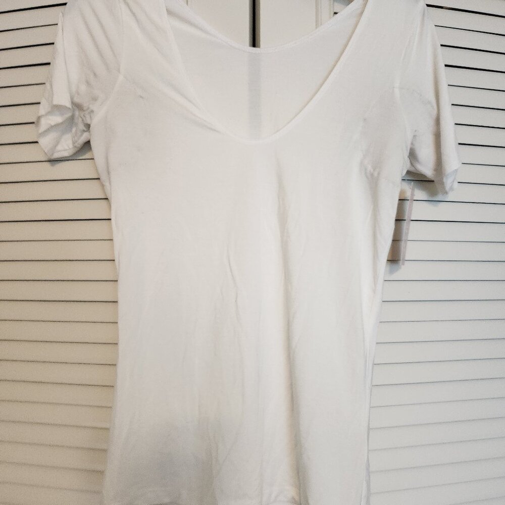NWT Numi White Women's size medium undershirt.